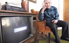 95-летний житель Зоргола жалуется на плохое ТВ вещание