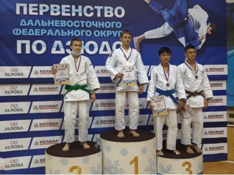 Забайкальская команда заняла третье место на первенстве ДФО по дзюдо