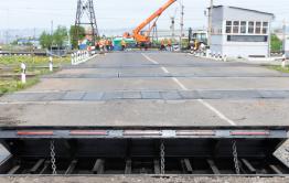 Движение через переезд в Атамановке перекрыли 9 сентября из-за ремонтных работ