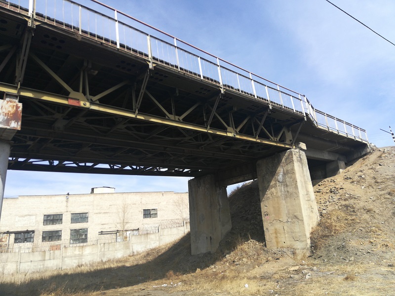 Ремонт моста через ж/д пути в Дарасуне отложен из-за несоответствия требованиям претендента