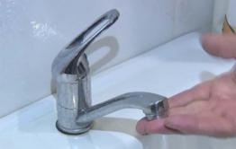 Жители Антипихи по-прежнему остаются без горячей воды 