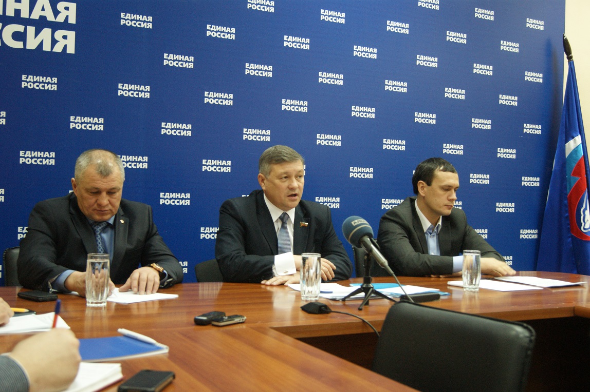 «Единая Россия» озвучила «наполеоновские» планы на 2014 год