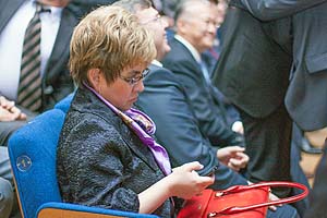 Спикер краевого Заксобрания Жданова обозвала СМИ помойкой!