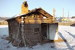 В Акше пенсионерка подозревает главу села в поджоге своей бани