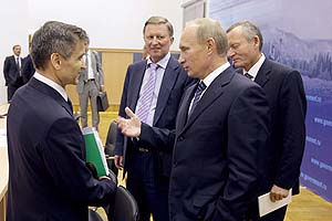 «Золотой парашют» сенатора Гениатулина