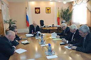 Заксобранцы подняли транспортный налог и отменили индексацию соцвыплат