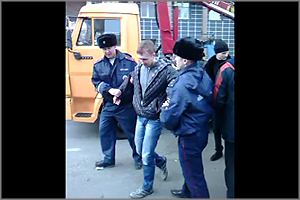 Александр Щебеньков сдался полиции. Его машину проверили на наркотики.