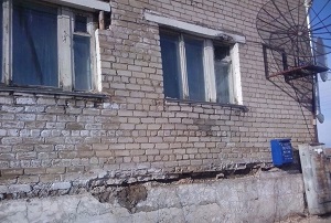 В Нерчинске вот-вот рухнет дом. Властям нет дела
