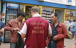 На границе с Китаем задержан инспектор УФМС
