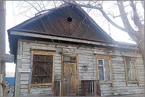 Читинцы годами пытаются выжить в доме, непригодном для проживания