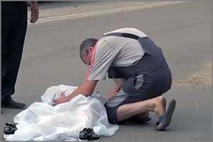 Полицейские контролируют перекресток Шилова-Новобульварная после ДТП со смертельным исходом
