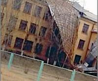 Шквалистый ветер продолжает штурмовать Забайкалье