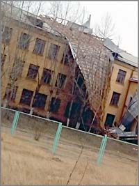 Шквалистый ветер продолжает штурмовать Забайкалье