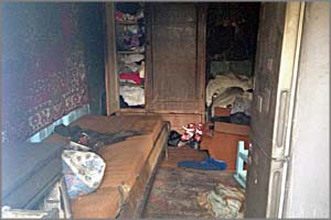 «Стоп Бухло!»: Сгоревший дом в Шилке подвергается нападкам мародеров
