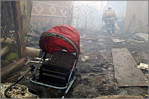 17 домов сгорели сегодня в Бурятии, в поселке Северомуйск