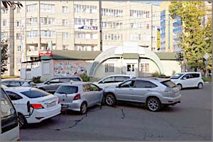 Фотофакт: Авария произошла напротив офиса «Вечорки»