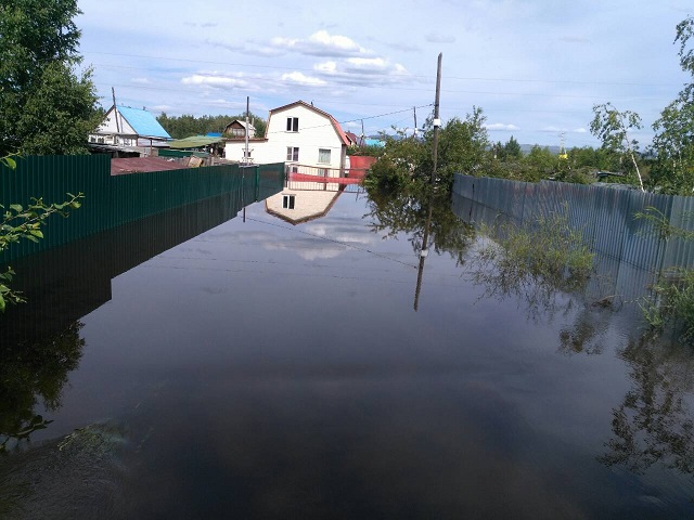 Около 300 домов в Забайкалье остаются подтопленными