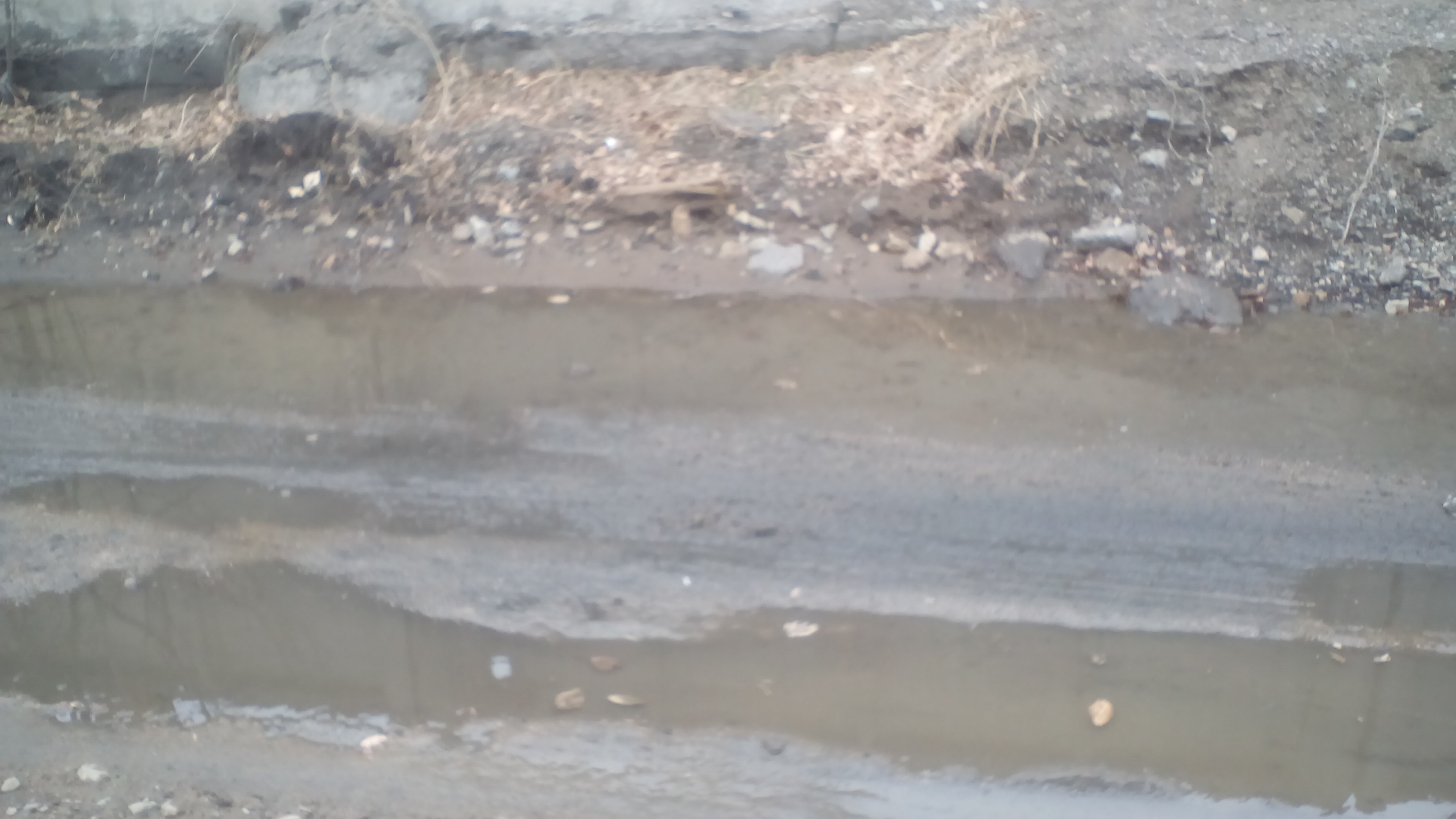 Жители Вокзальной после ремонта дороги получили вместо потопа непролазную грязь
