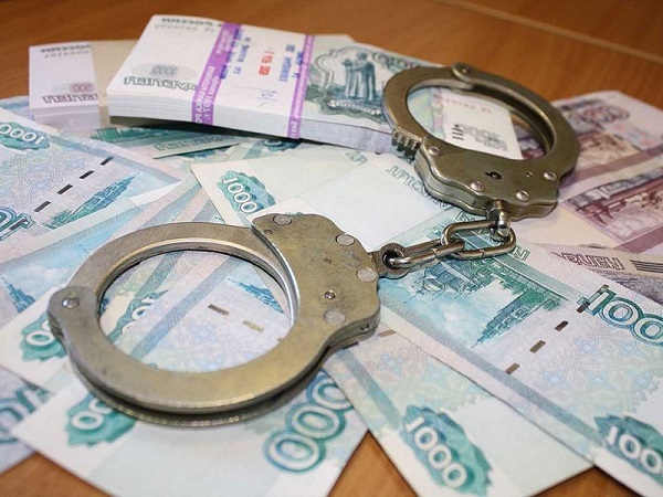 По подозрению в получении взятки задержаны чиновники администрации Читинского района