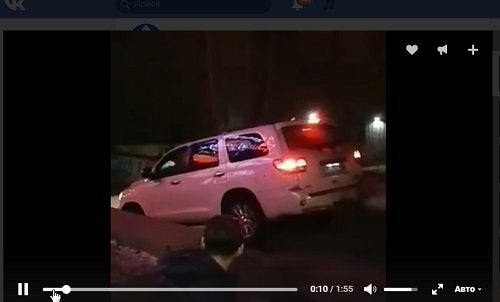 Водитель авто, разъезжавшей по центру Читы по пешеходной зоне, ранее нарушал ПДД (видео)