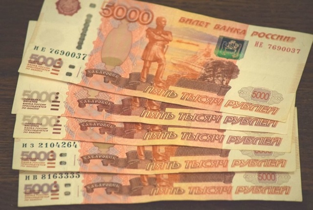 Среди подписчиков «Вечорки» и «Комсомольской правды» будут разыграны три крупных денежных приза