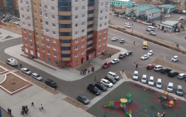 В «Царском» погибла девушка, выпав из окна 20-го этажа