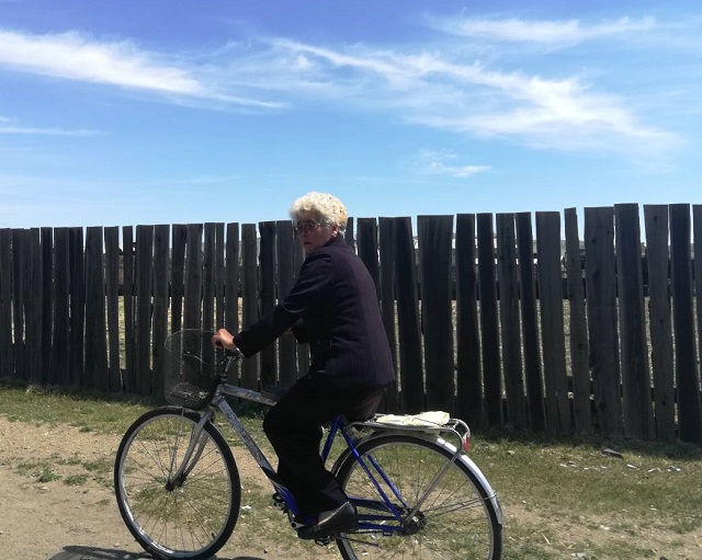 Чиновники Кыринской районной администрации пересели на велосипеды