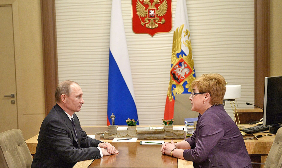Жданова - «Вечорке»: Мнение Путина о моей отставке узнайте у него