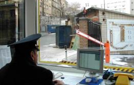 Сторож автостоянки в Петровске открыл шлагбаум угонщику