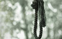 Покончивший с собой читинский школьник год назад говорил о суициде — источник