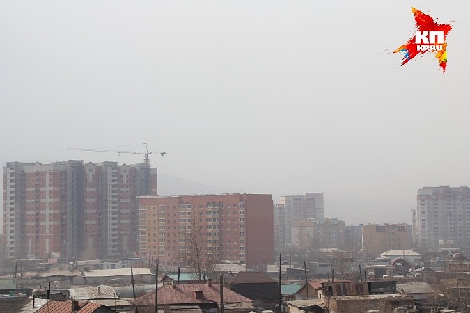 Городская свалка около суток горит в Чите (ВИДЕО)
