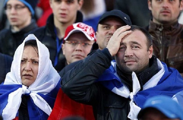 Около 45 % россиян считают неправильным путь, по которому сейчас движется страна