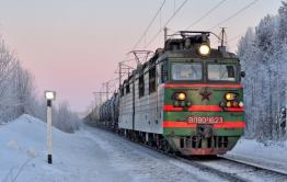 В Могоче мужчине поезд перерезал обе ноги
