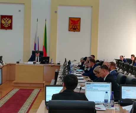 Забайкальские депутаты изменили закон о выборах губернатора под Осипова