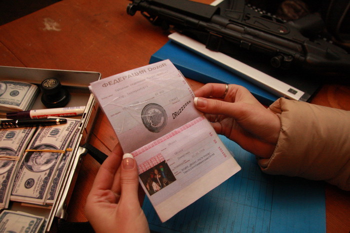 Следователи совместно с ФСБ раскрыли группу читинцев, которые подделывали документы
