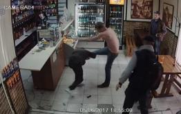 Пьяного читинца вывезли на кладбище и ограбили
