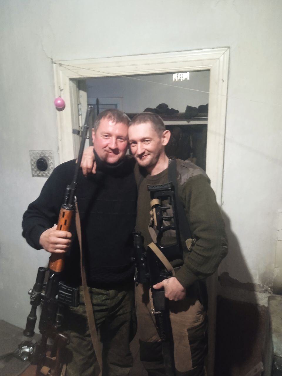 Родители погибшего бойца обращаются к министру обороны ради спасения жизни второго сына 