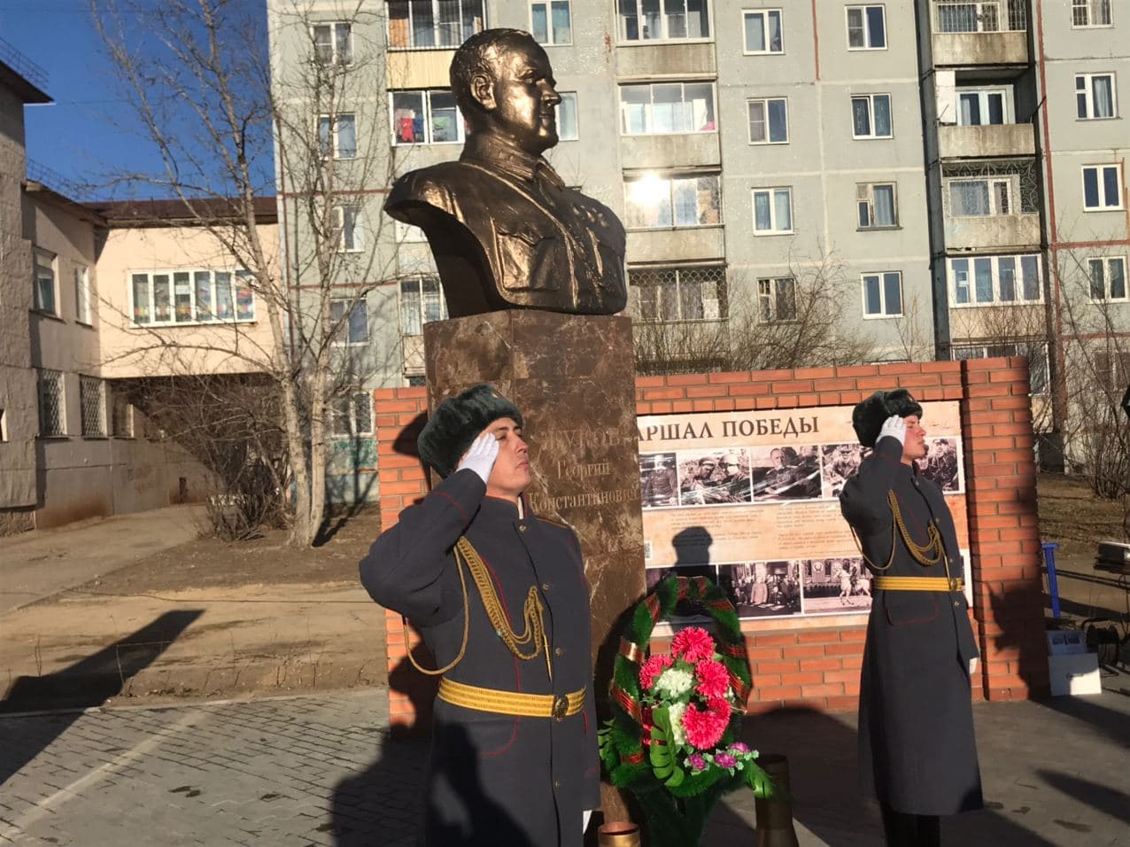 Построенный на пожертвования памятник полководцу Жукову открыли в Чите