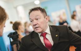 ​Афицинский объяснил отказ от участия в выборах губернатора жесткостью муниципального фильтра