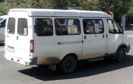 Жительница ГРЭС пожаловались на отсутствующую маршрутку и опасный путь к остановке