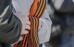 Добровольцы раздадут георгиевские ленточки горожанам на центральной площади Читы