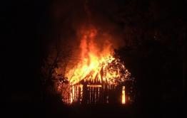 В Чите пожарные обнаружили труп мужчины в сгоревшей сторожке