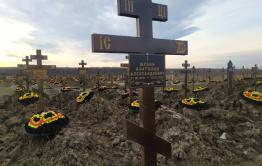 Погибшего на Украине бойца ЧВК «Вагнер» из Забайкалья похоронили в другом регионе. Семья подаст в суд.