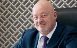 Среди арестованного у директора ППГХО имущества нашли 10 млн. рублей и раритетный «Запорожец»