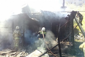 В селе Ясная обнаружен труп мужчины после пожара в бараке