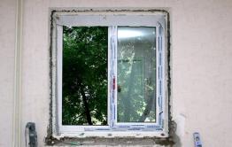 88-летнему ветерану восстановят окна в его квартире