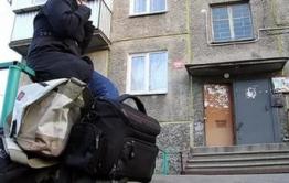 В Чите судебные приставы выселяют одинокую маму с ребенком
