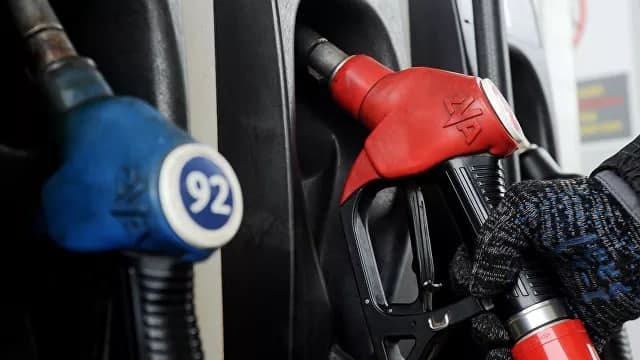 В России начал дешеветь бензин. Что будет в Забайкалье — неизвестно.