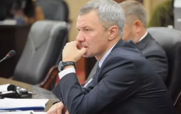 Источник: Новиченко ждет аудиенции в Кремле