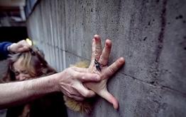 Пьяный агинчанин изнасиловал знакомую в центре поселка